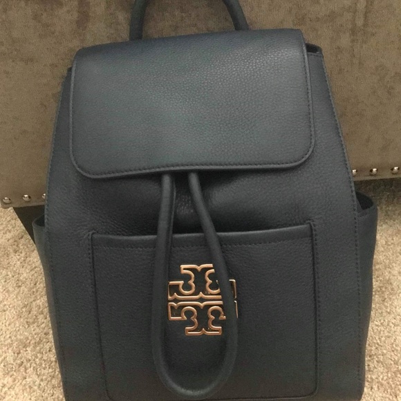 Original BRAND NEW TORY BURCH Britten Backpack - Picture 2 of 6